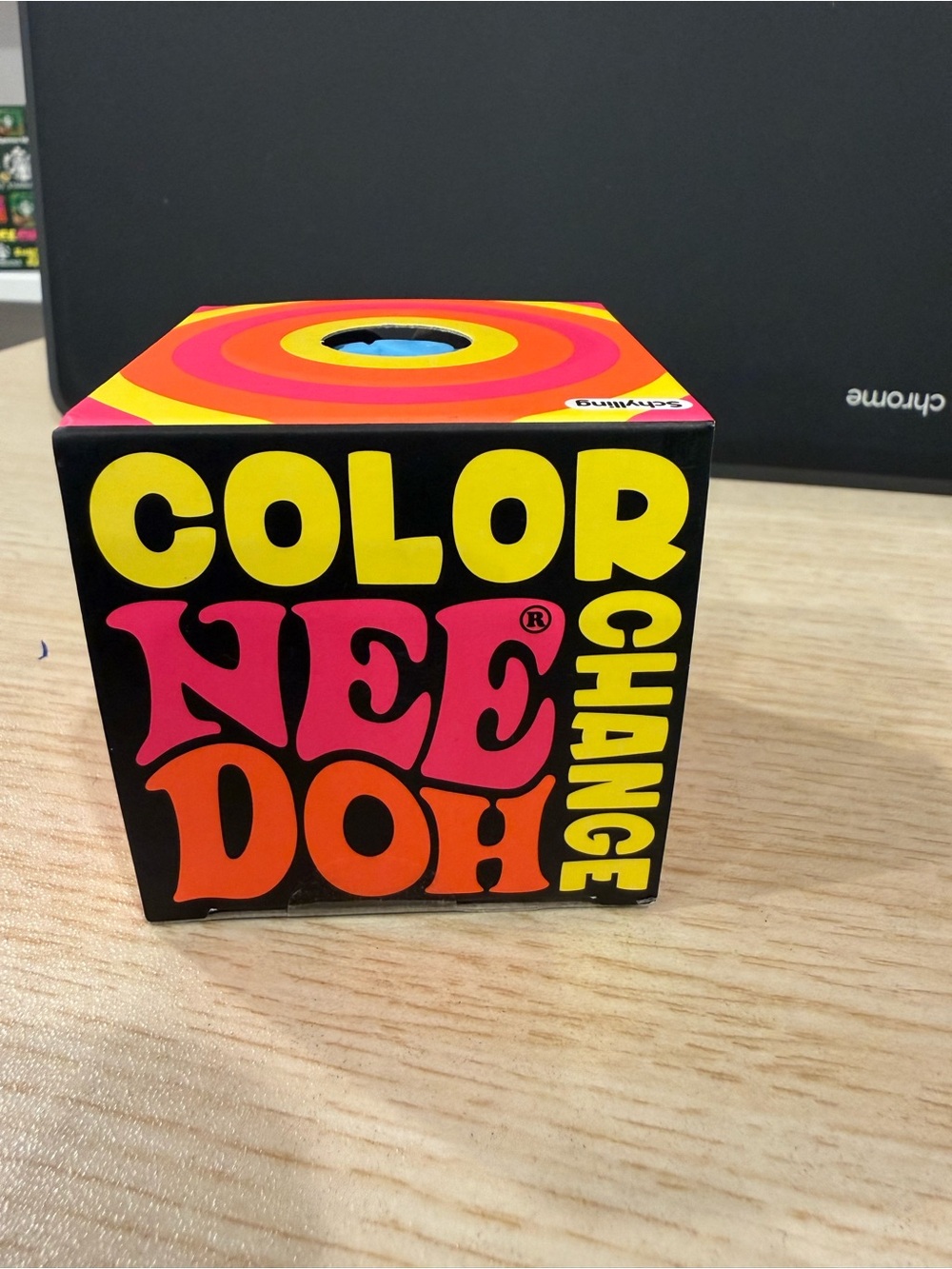 Color NEE DOH Change Cube - Bright Multi Color